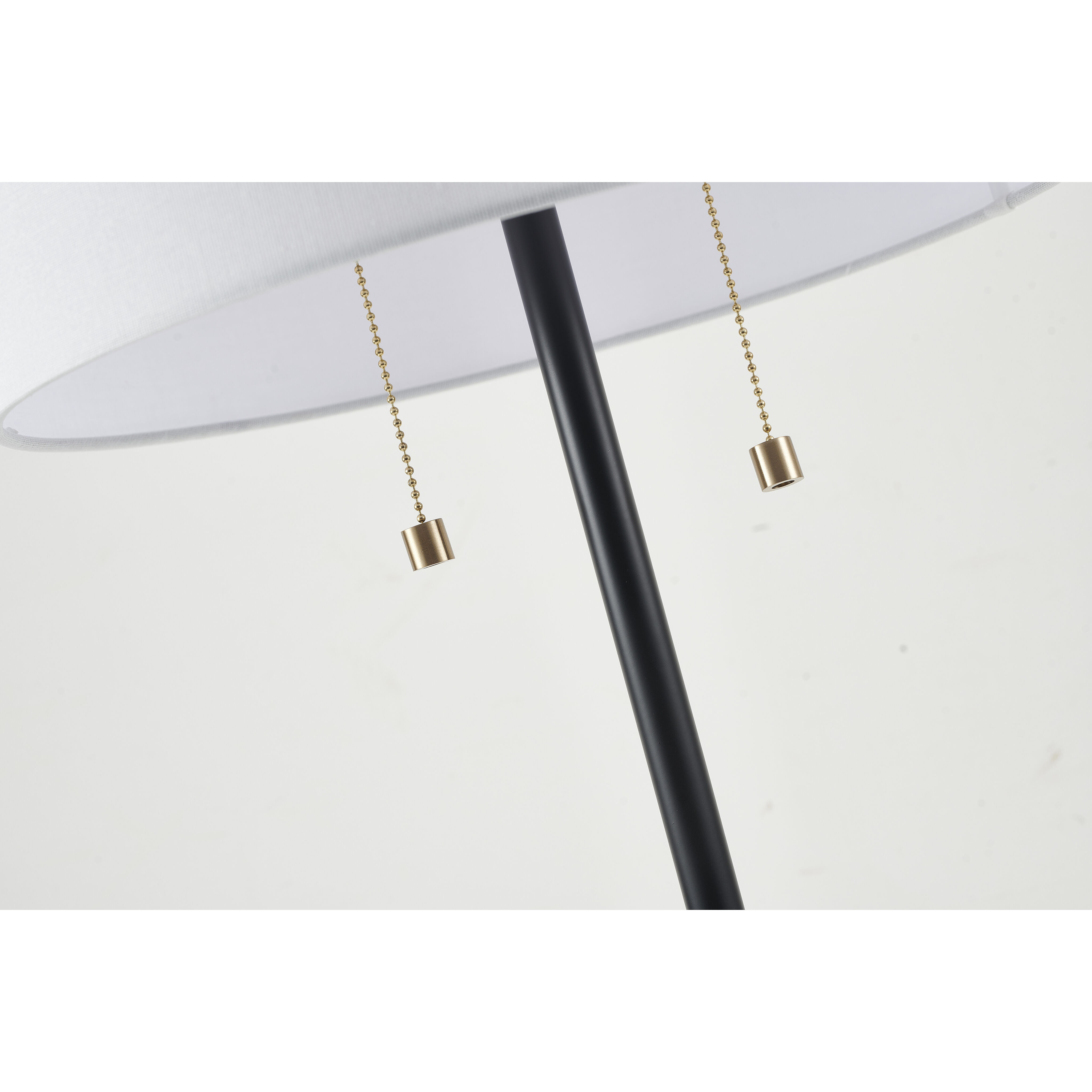 Canada 26.5 inch 100.00 watt Antique Brass and Black Table Lamp Portable Light